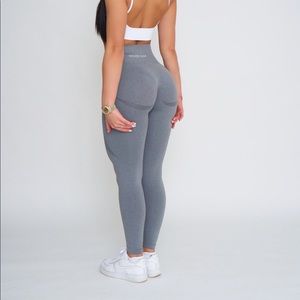 PCHEEBUM Grey Seamless Contour Leggings NEW